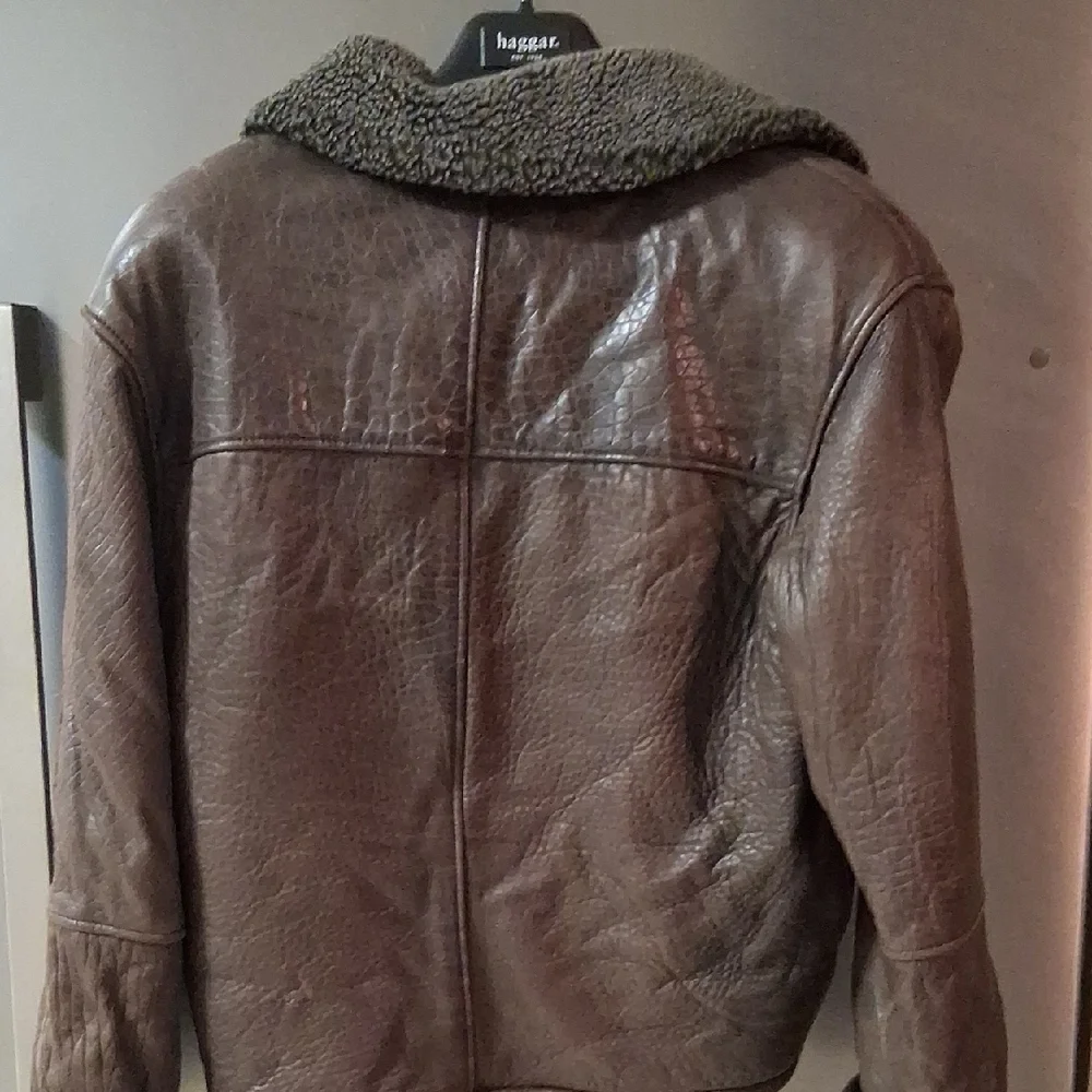 Women's Brown Bomber Jacket with Shearling Collar - Picture 3 of 4